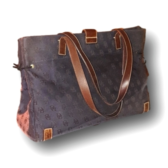 Dooney & Bourke Handbags - AUTHENTIC Vintage Dooney and Bourke Inc. SHIPS FREE@!!